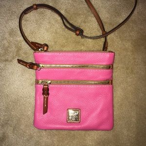 Dooney & Bourke authentic cross body bag